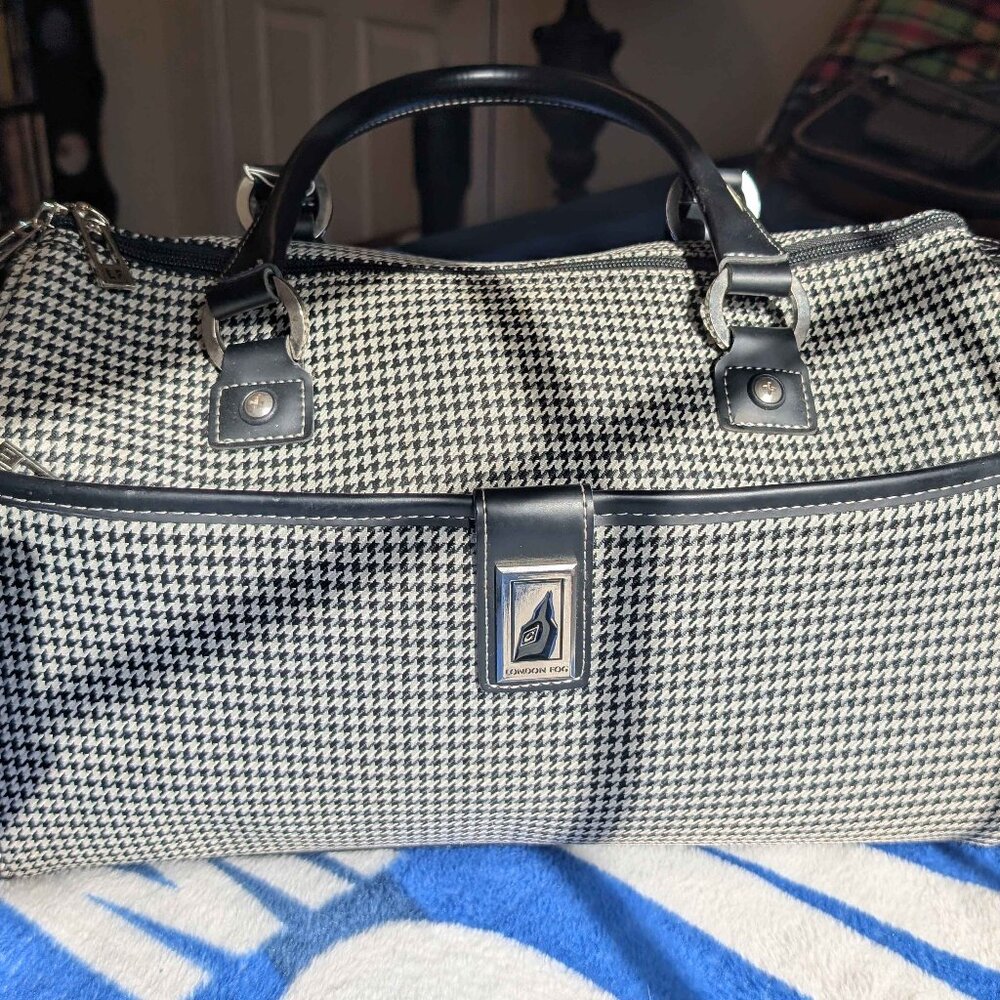 London Fog Cambridge Carry on Tote Bag